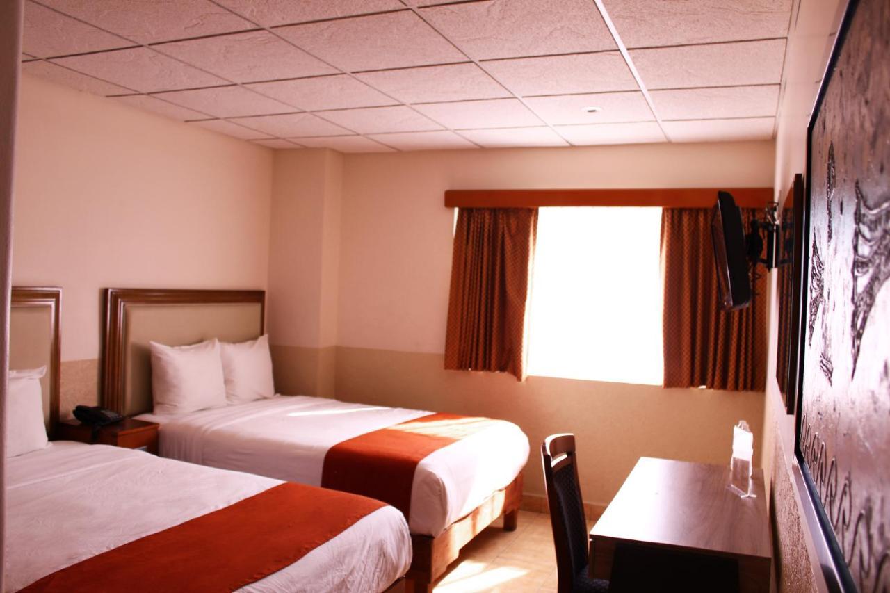 El Regio Hotel Monterrey Kültér fotó